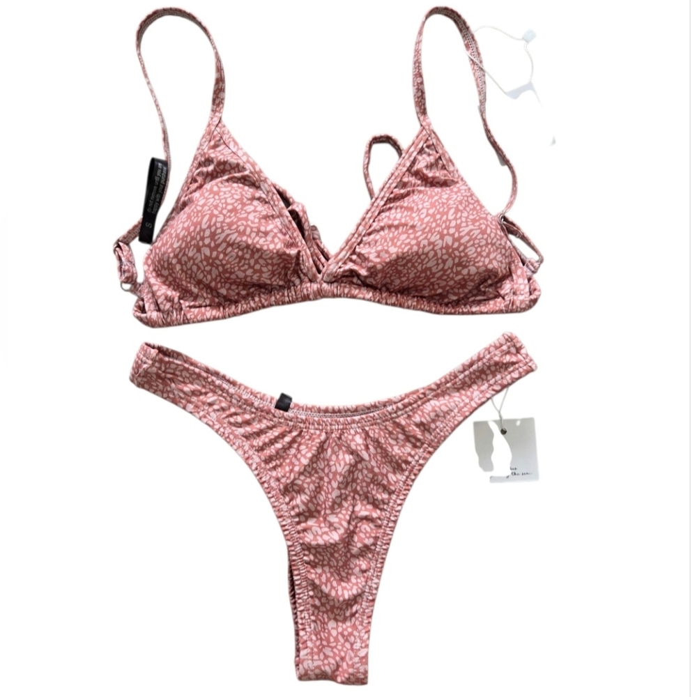 Ama Bikinis Two-Piece Set Size Small Blush Pink Cheetah Triangle Top Cheeky NEW